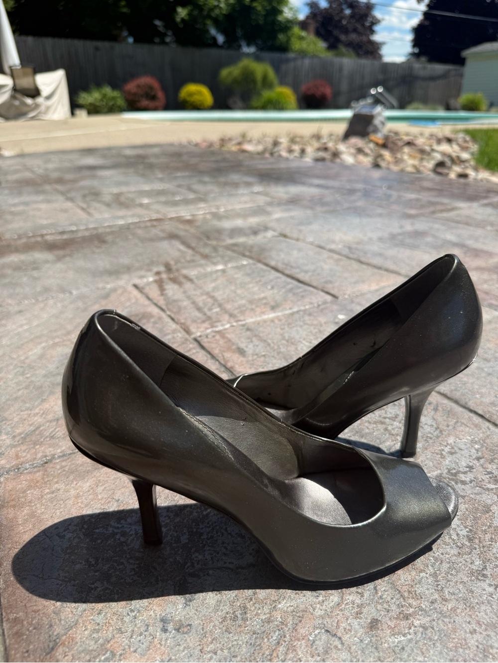 Banana Republic Metallic Black Classic Women's Black Peep-Toe Pumps
